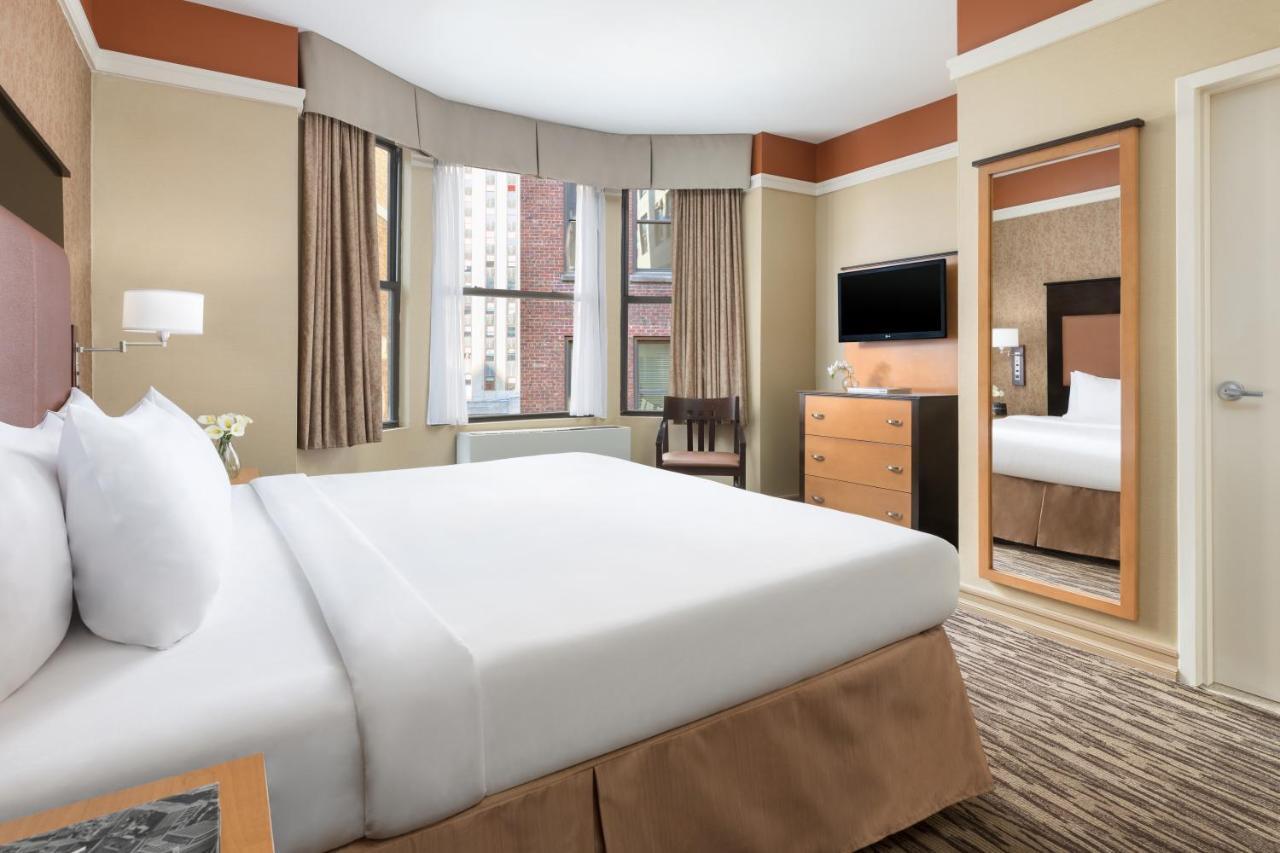 Deluxe Queen Room,925532635:JPEG