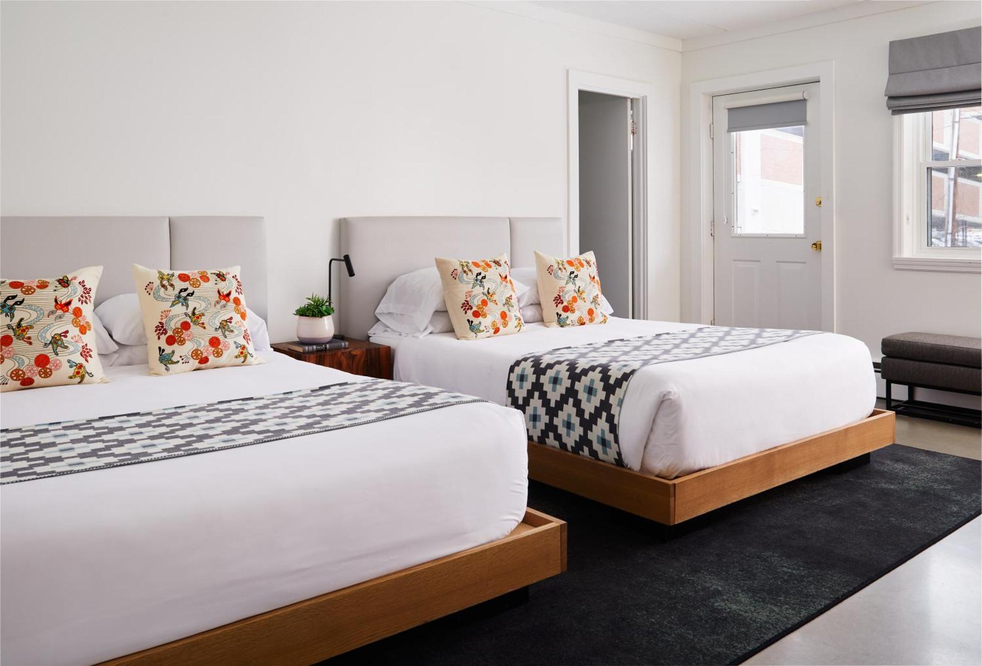 Queen Room Two Queen Beds