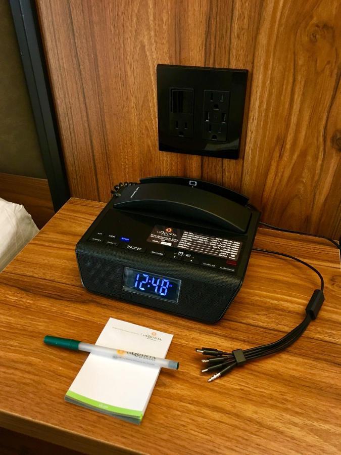 King Room - Mobility Access/Non-Smoking,1029611986:JPEG