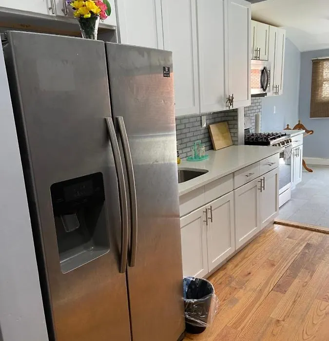 A Spacious Room In Queens-1
