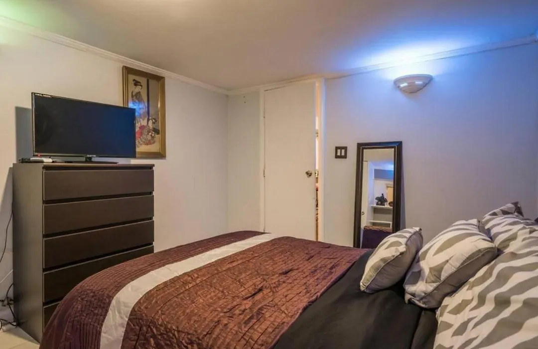 352 New York Cozy, 1 Bedroom Brownstone Apt-1