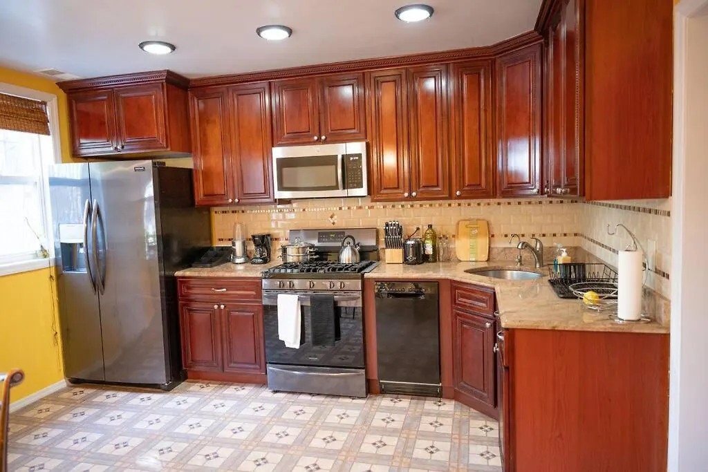 Beautiful Newly Renovated One Family House-1