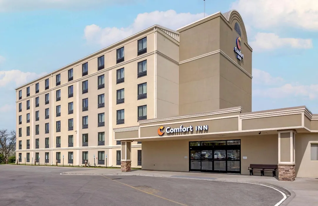 Comfort Inn The Pointe-1