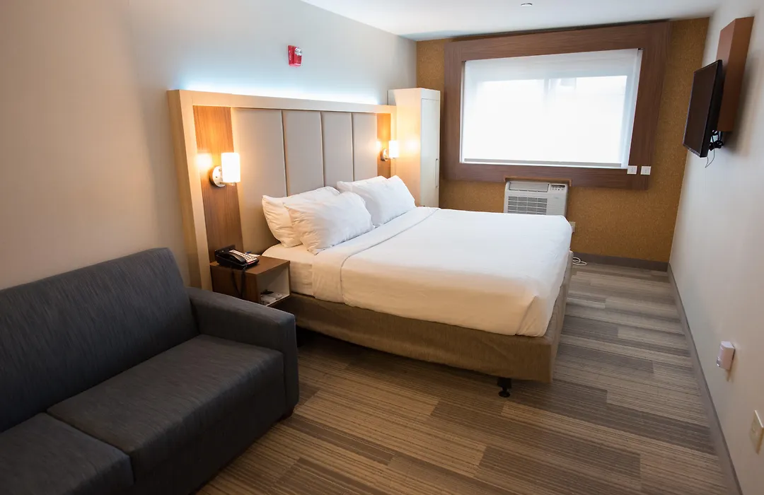 Best Western Roslyn-Long Island Hotel-1