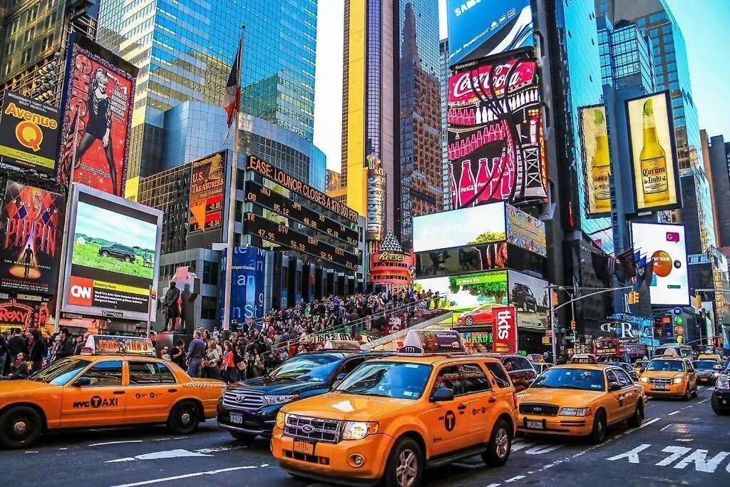 3 Bedrooms 2 Stops To Manhattan-1