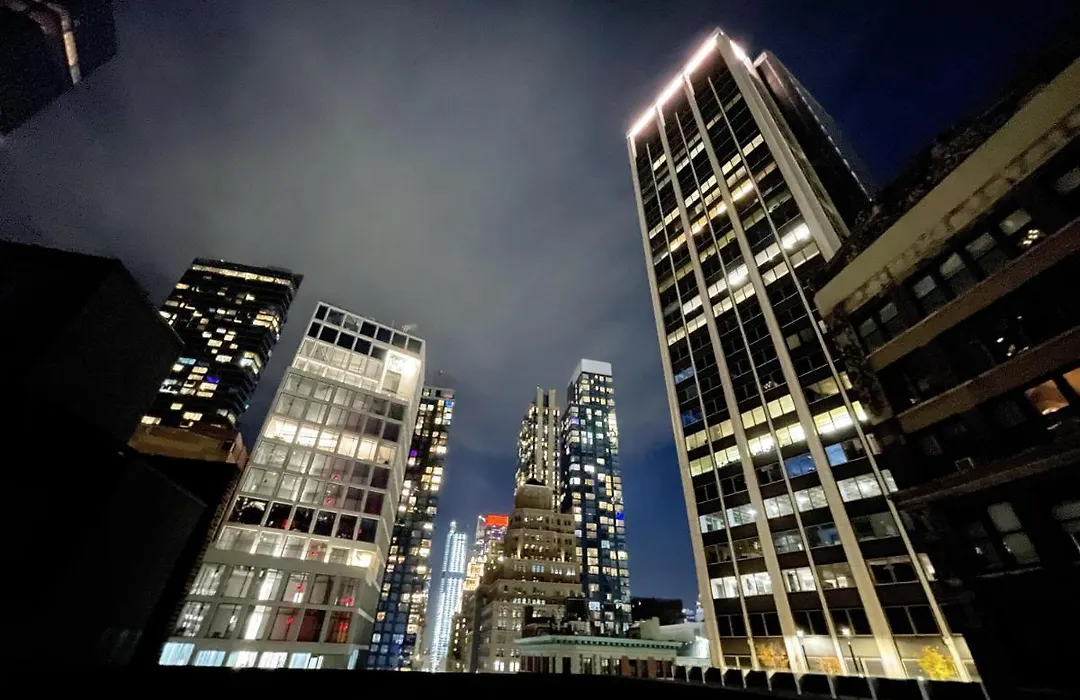 Hotel And The City, Rooftop City View-1