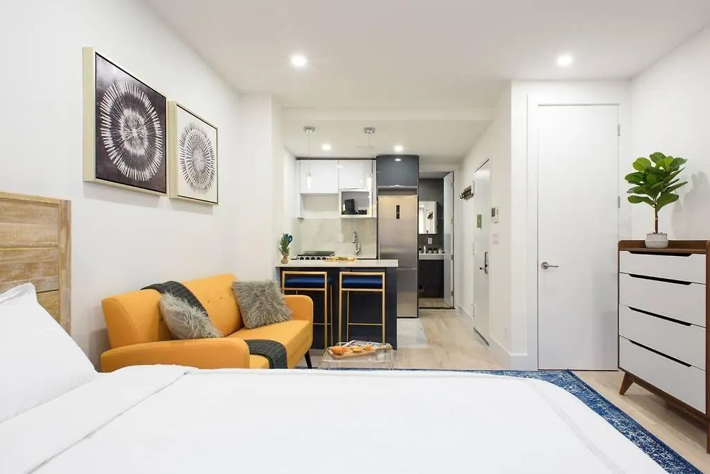 1597-8 Luxury Studio Upper East Side W&D-1