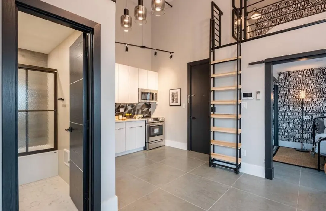 Chic Mezzanine Loft With Rooftop And Shoreline Nearby At "Brooklyn Bay Lofts"-1