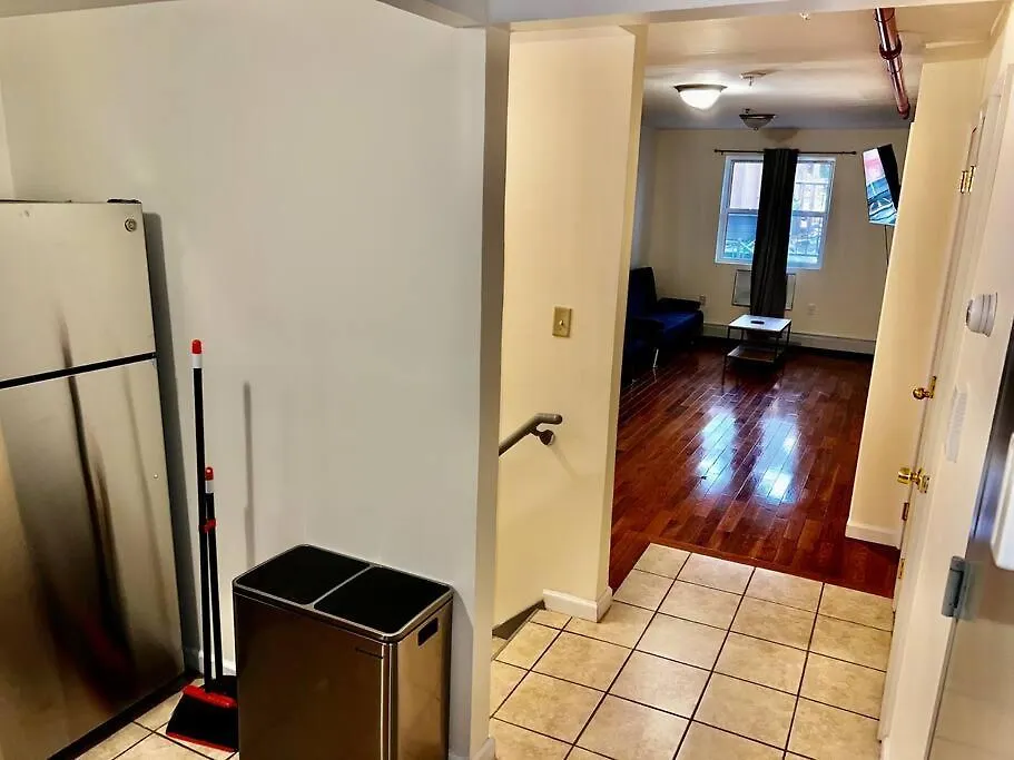 Beautiful & Huge 2 Bed Duplex-1