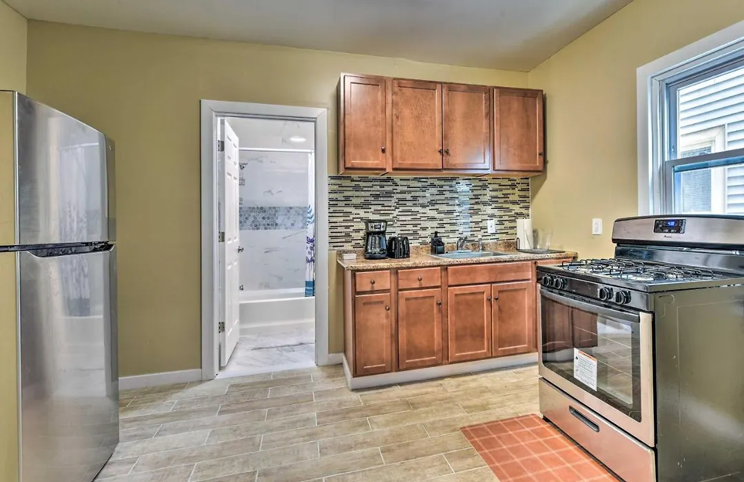 Ideally Located Buffalo Abode - Pets Welcome!-1