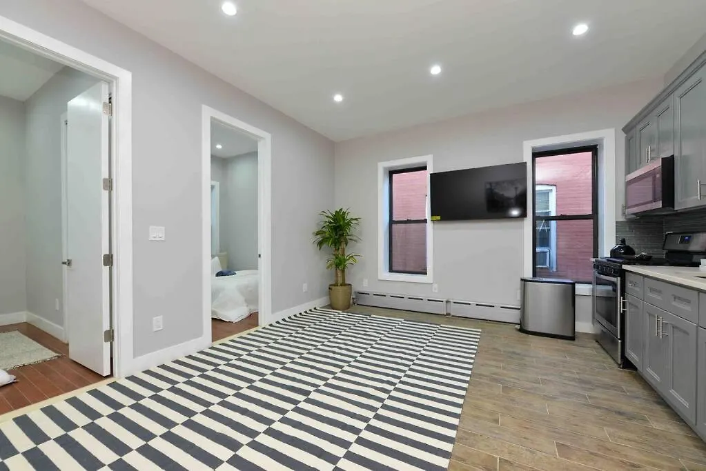 Apartment In New York-1