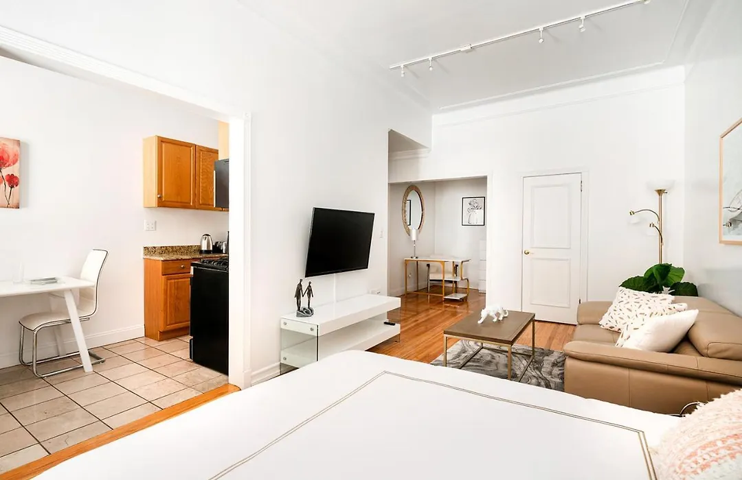 Studio Apartment In Heart Of Chelsea-1