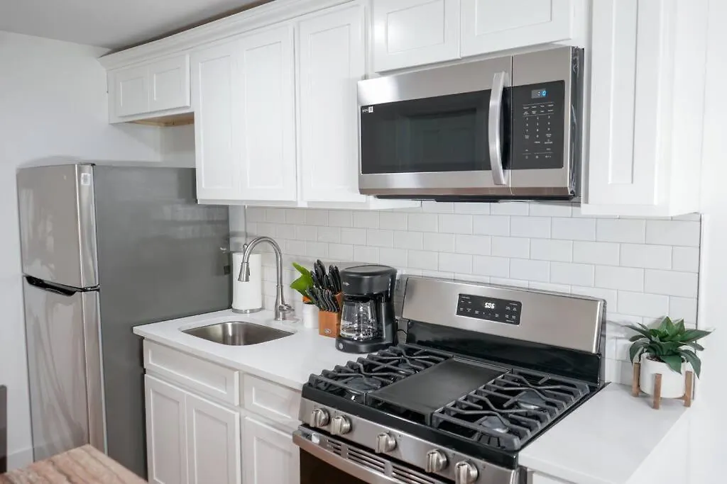 Modern Studio For Longer Stays-1