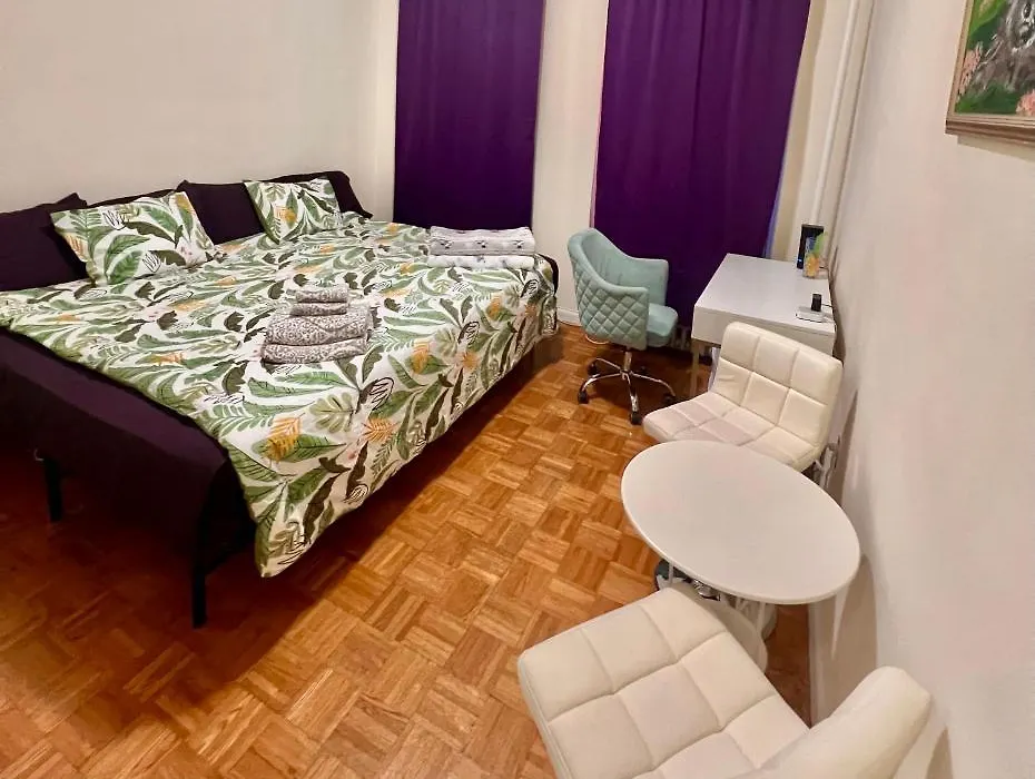 Ues Apartment-1