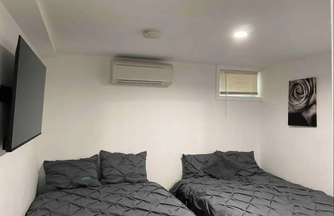 145 St Queens Near Jfk, Lga, & Citi Field, Free Parking In The Backyard 646-667-6696-1