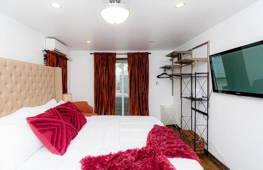Brooklyn Trio Luxe - Entire Home-1