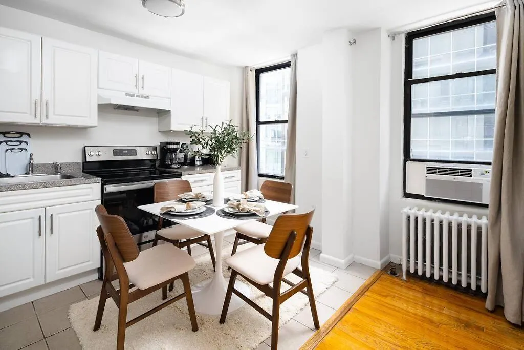 Beautiful 3 Bd/1 Ba Apartment In Nomad Nyc-1