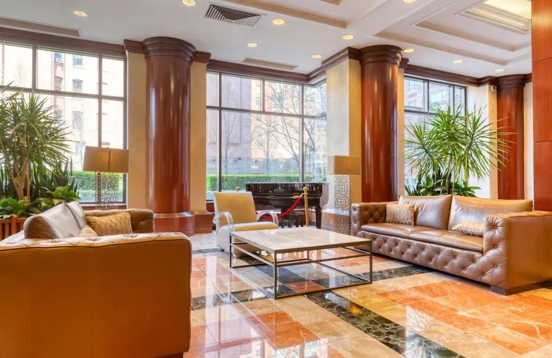 Ues 1Br W Doorman Elevator Gym Pool Nyc-808-1