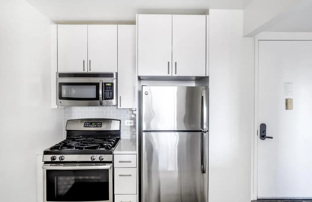 Midtown West 2Br W Doorman Gym Wd Nr Times Sq Nyc-1067-1