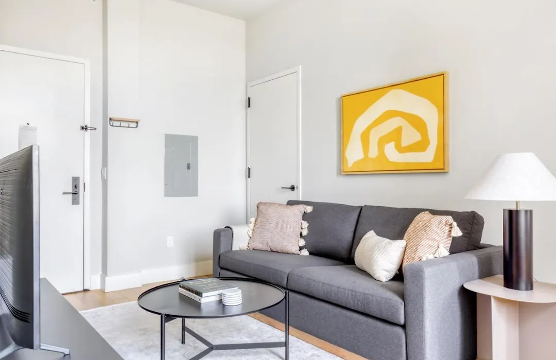 E Village 1Br W Wd On Prime Corner Nyc-858-1
