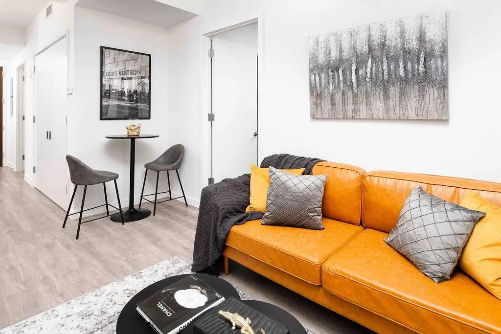 3 Bd/2 Ba Apartment In Manhattan, Gym, Rooftop-1