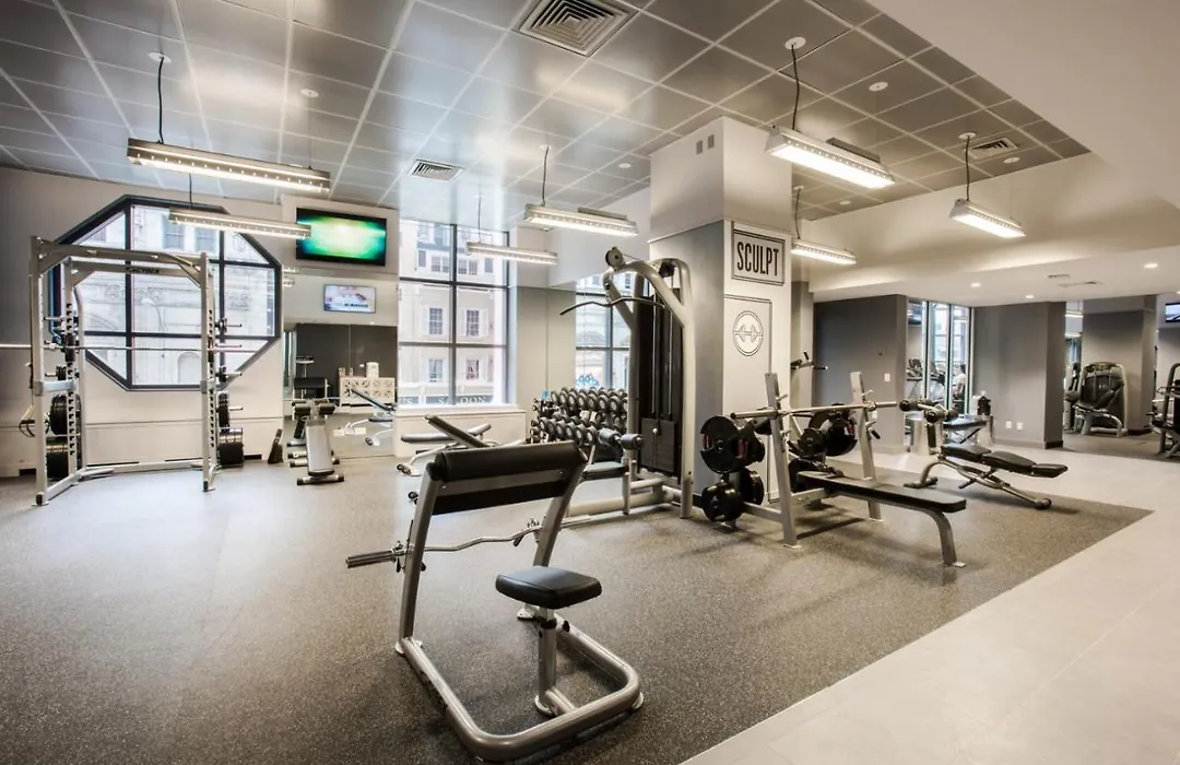 1Br Nr Times Sq W Indoor Pool Gym Nyc-93-1