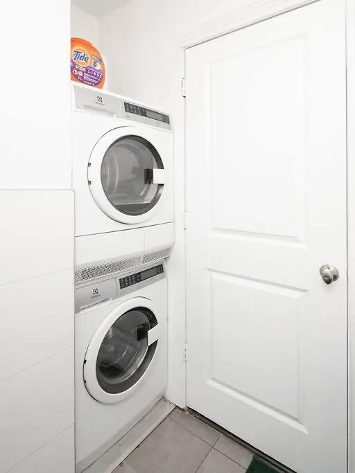 New 3Bd/2Ba Near Times Square-1