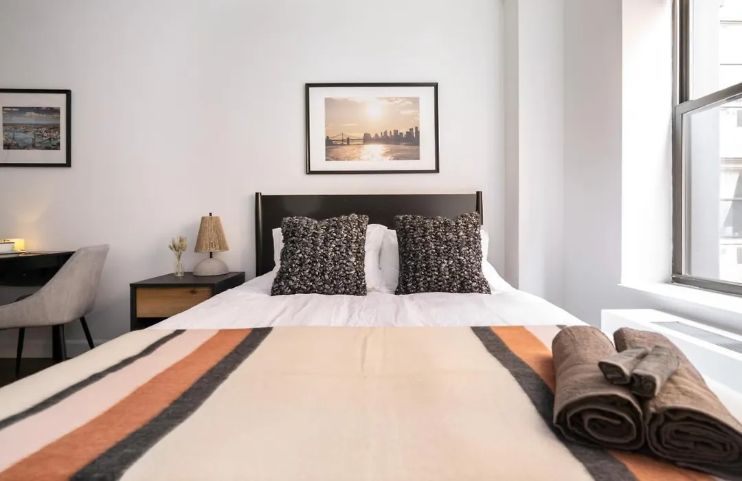 Gorgeous Studio In Nyc-1