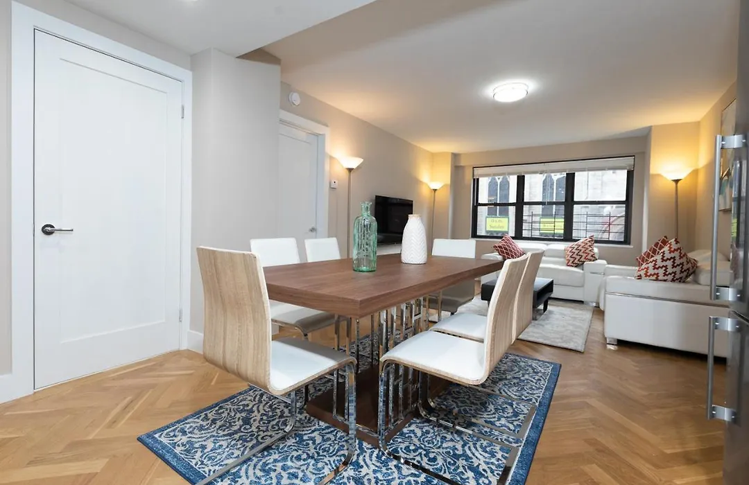 Furnished 3Br Apartment At Upper East Side-1