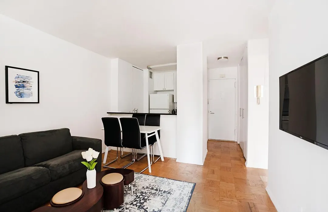 Exclusive 2Br Apartment At Columbus Circle-1