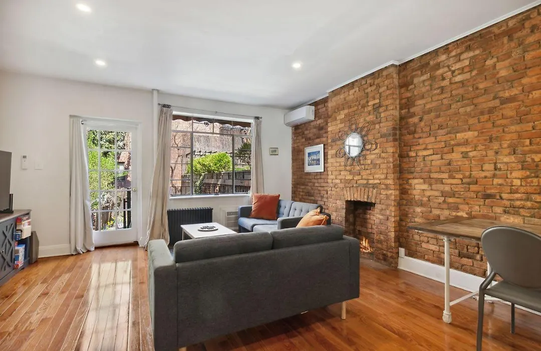 Sutton House By Rovetravel Triplex Townhouse-1