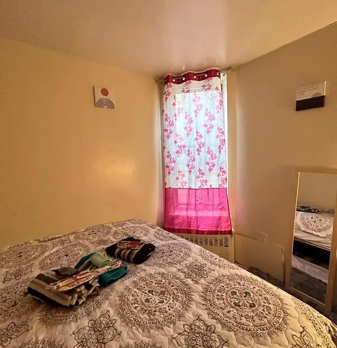 Lovely 2Bd 1Br Apt-1