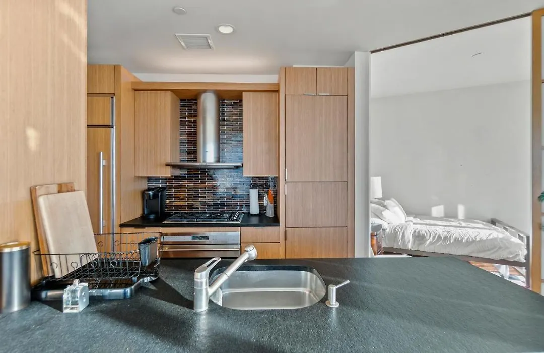 Luxurious 4 Bedroom Penthouse In Nyc-1