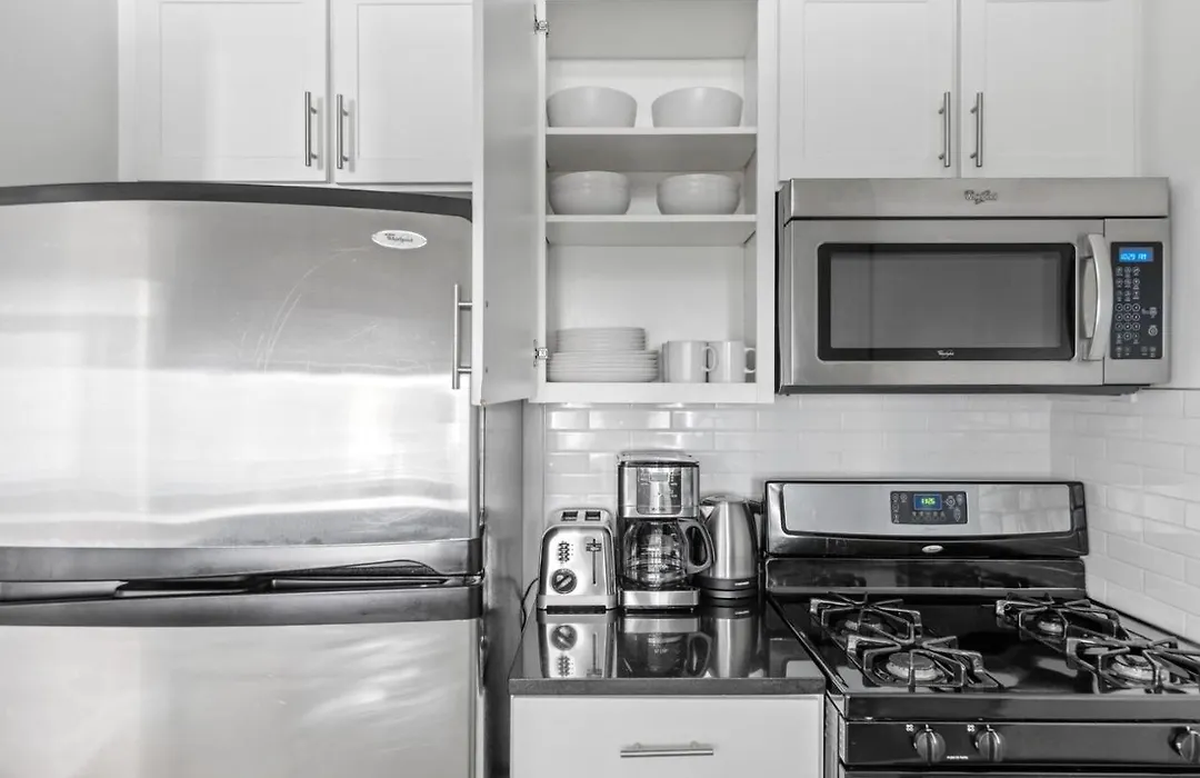 Uws 1Br W Gym Doorman Nr Julliard Nyc-831-1