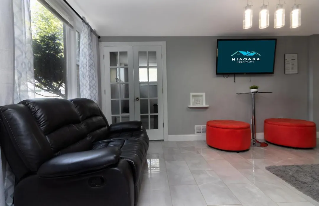 Large 7Br,4Ba, Short Walk To Niagara Falls-1