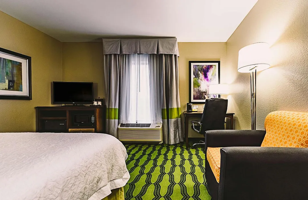 Hampton Inn Niagara Falls/ Blvd-1