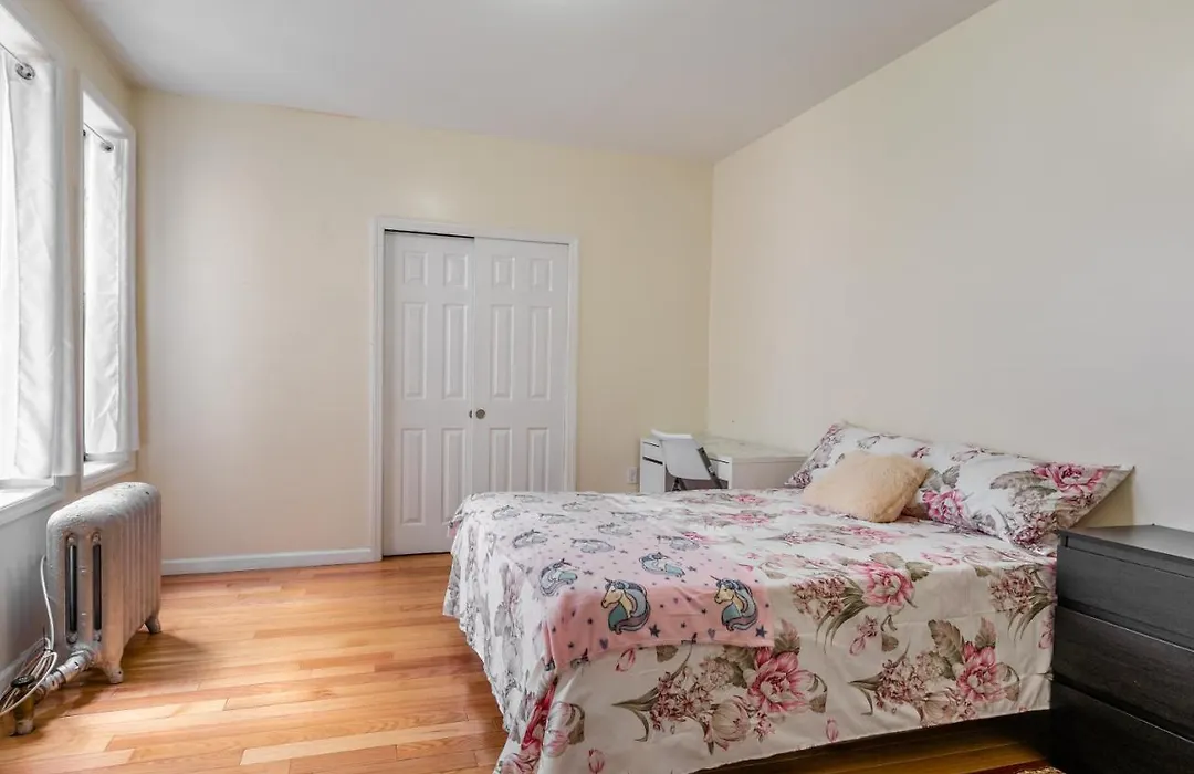 Montgomery Street Guest House-1