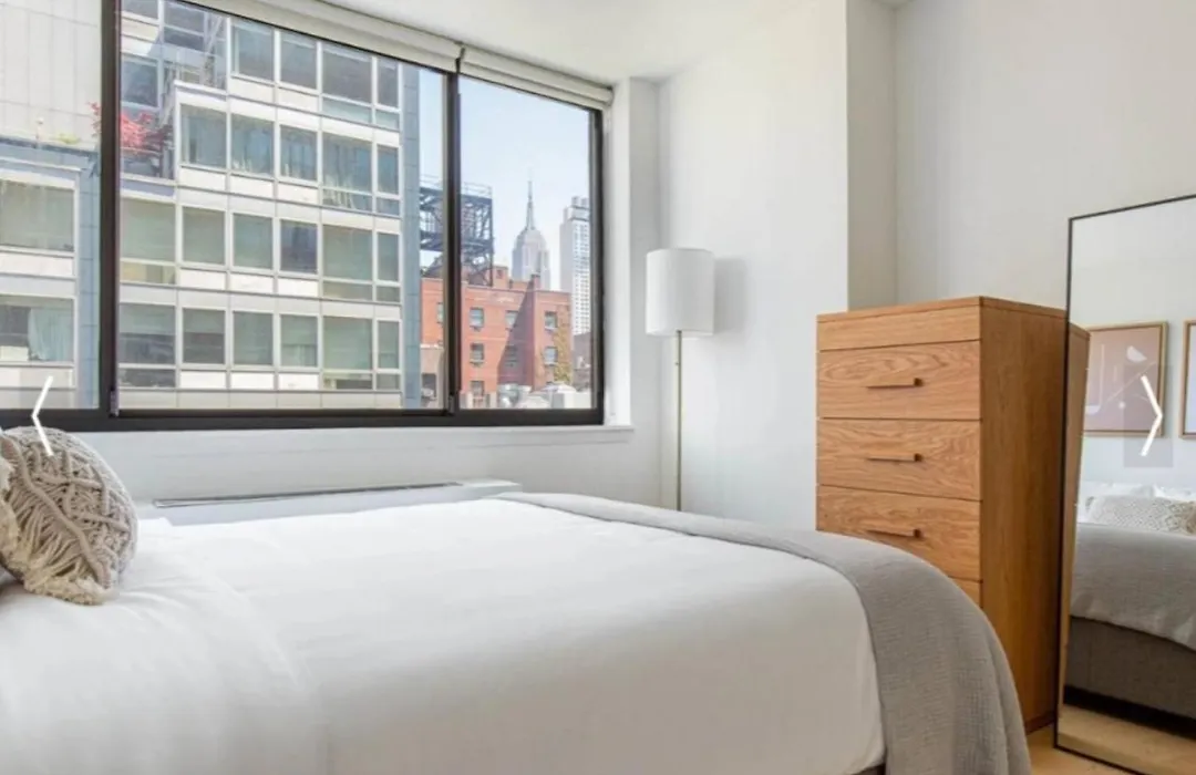 Comfortable Service Apartment-1