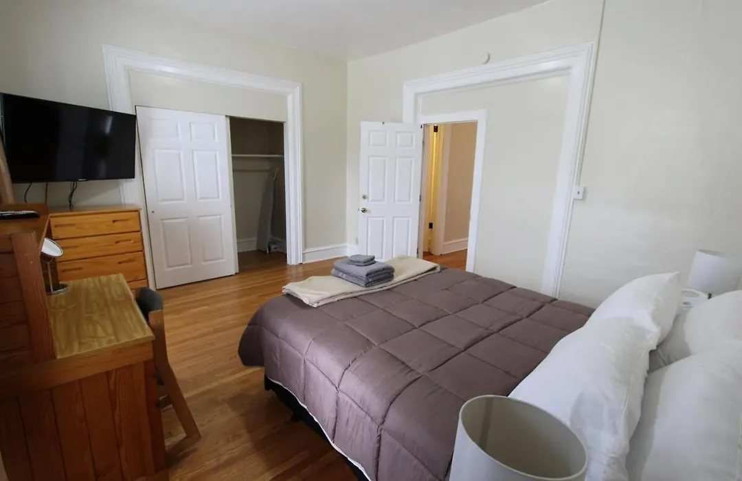 Home Run Apt 2 All Star Baseball Rentals-1