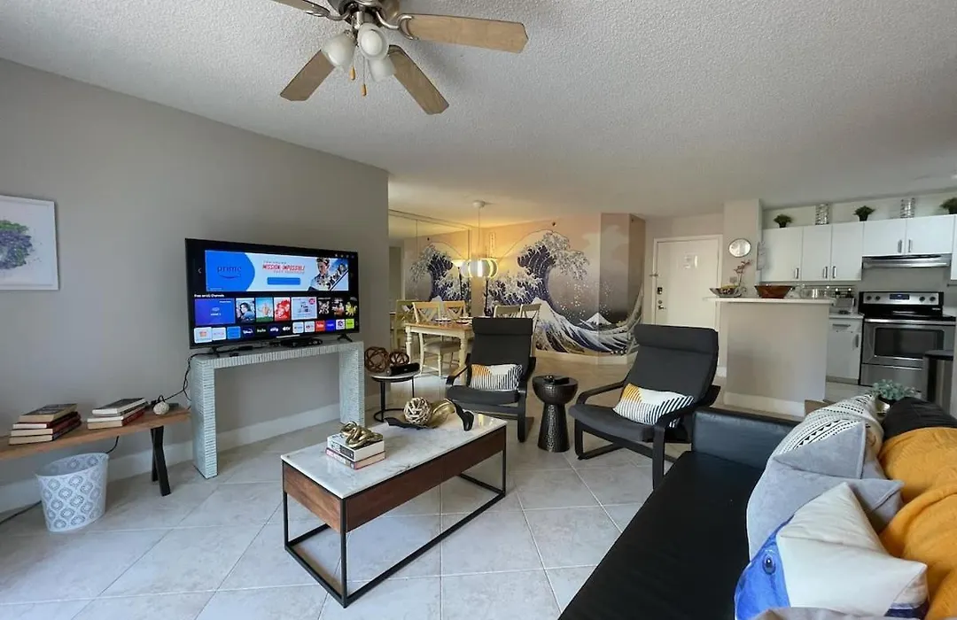 26-2A New Studio Prime 20'S W D Newly Furnished-1