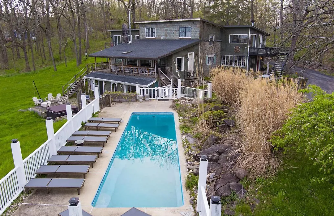 River Lodge By Avantstay 11 Bedroom Historic Estate W Pool Views Of Hudson-1