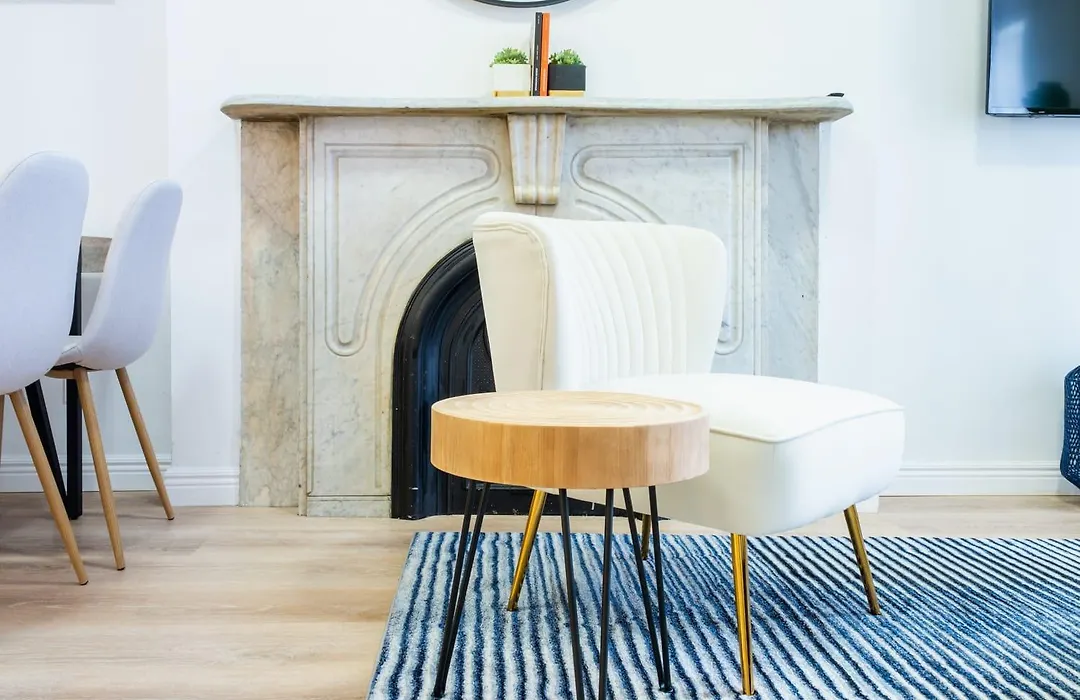 1435-4 I 3 Bedrooms 2Bath W D Prime Upper East-1