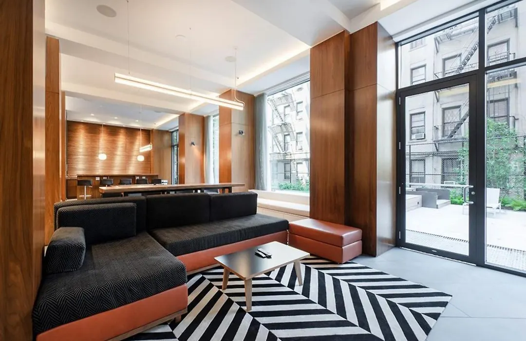 E Village 1Br W Wd Elevator Gym Nyc-889-1