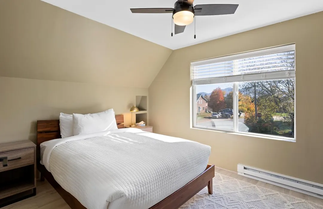 Modern Home &Cozy-1