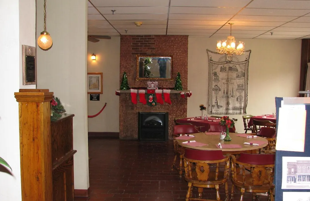 Old National Hotel-1