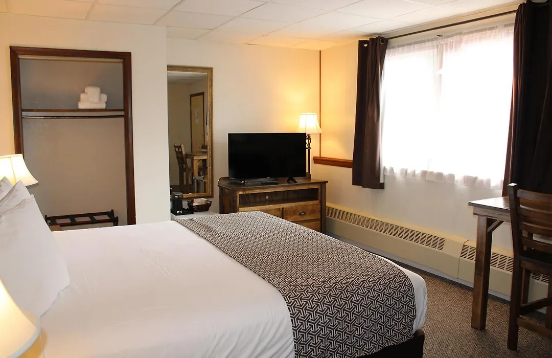 Bayside Resort, Lake George Ny-1