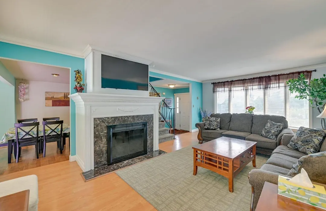 Pinebrook - Three Bedroom House-1