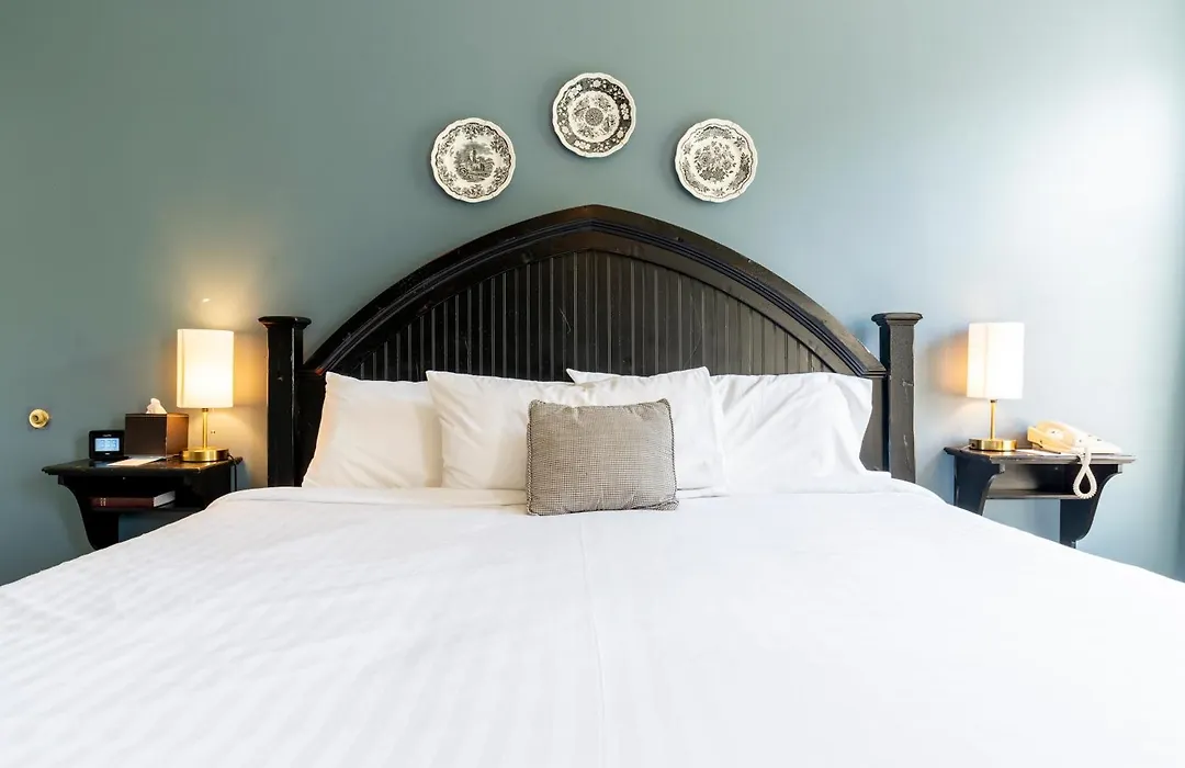 Inn On Broadway-1