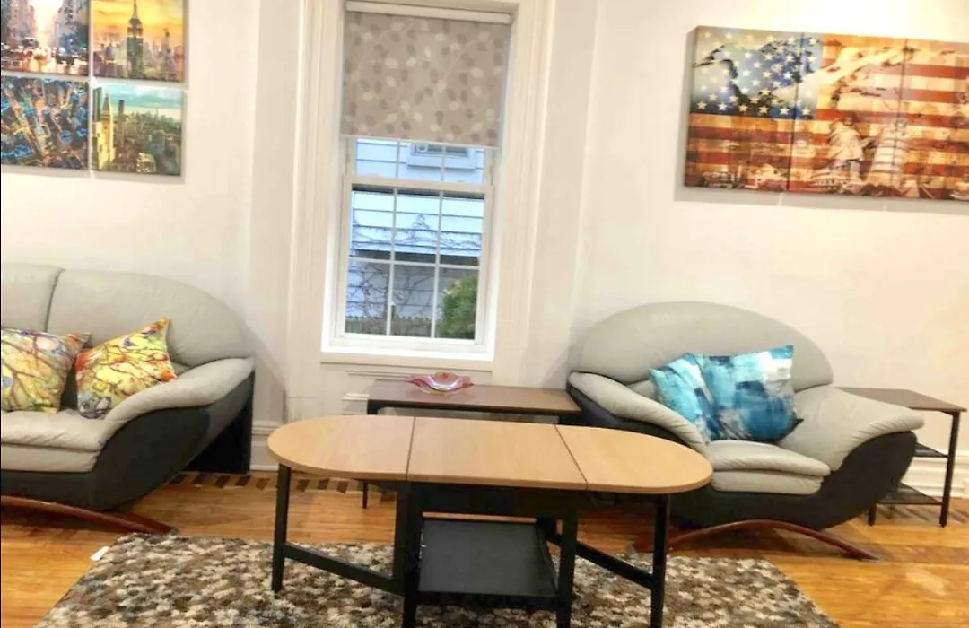 Gorgeous Victorian House!! Entire Suite In Sam'S Home-1