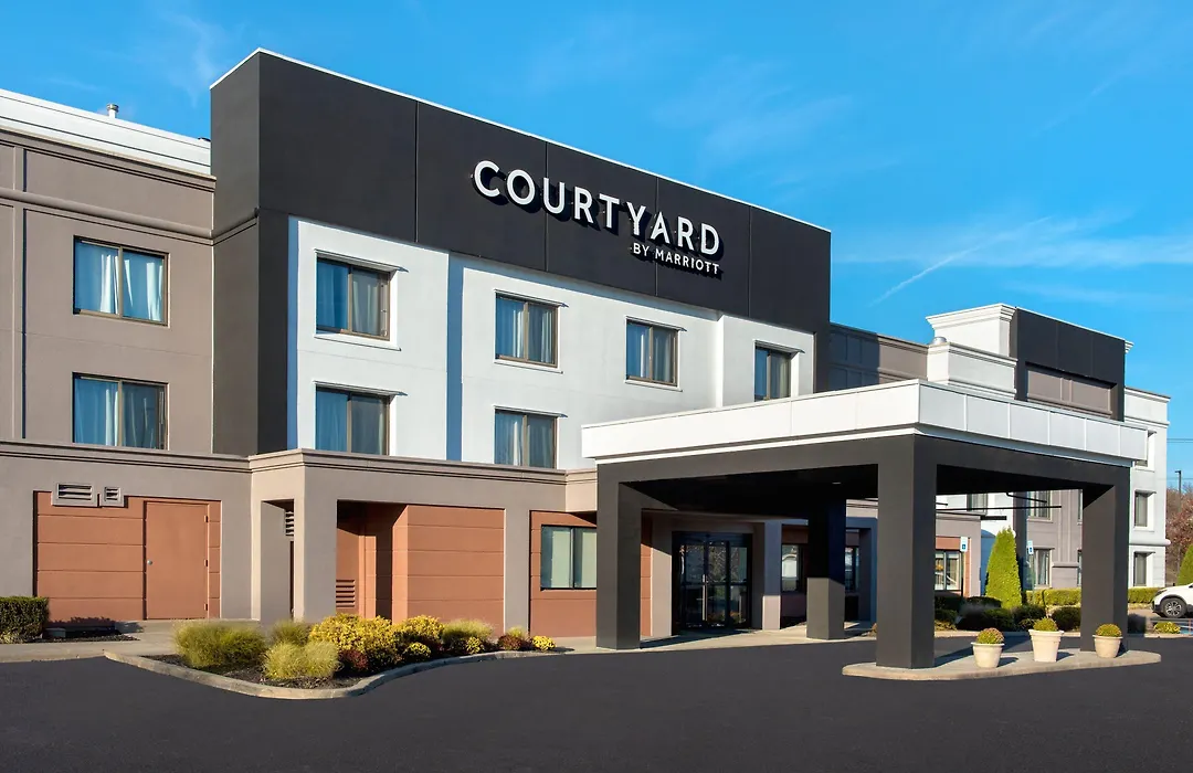 Courtyard Newburgh Stewart Airport-1